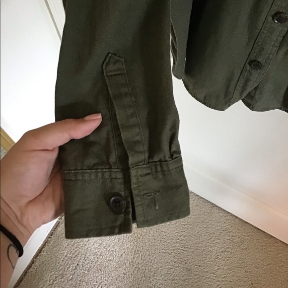 The Classic Shirt, size L - Picture 4 of 5